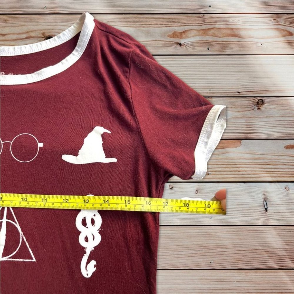 Harry Potter Ringer T Size Medium - Picture 4 of 5